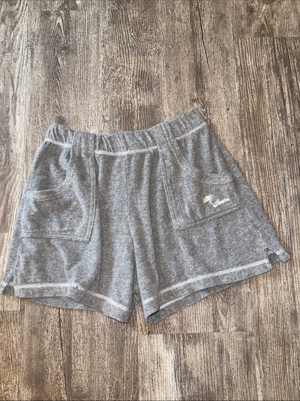 Women's Gray Athletic Lounge Shorts with Front Pockets